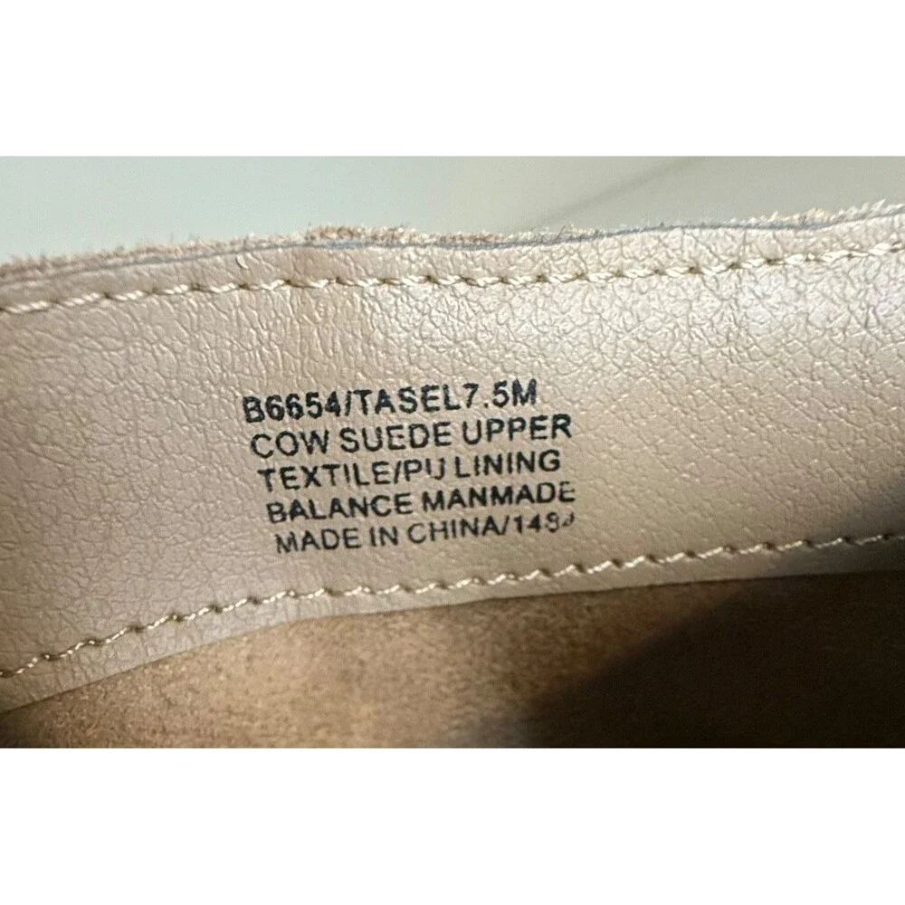 Blondo Women's Tasel Waterproof Ankle Bootie US 7.5 Tan Suede